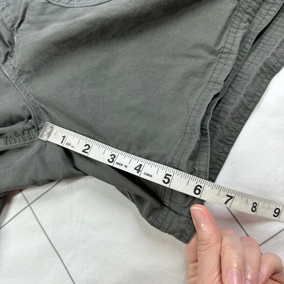 Kuhl Kontra Shorts Womens 8 Green Gray Hiking Trek Gorpcore Utility Active Camp - Picture 10 of 11